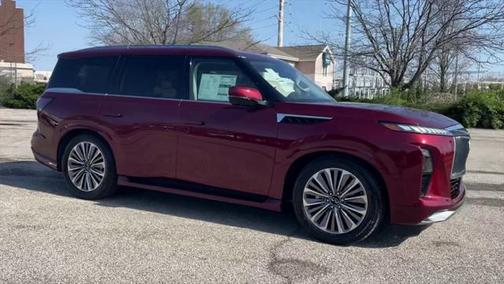 2025 INFINITI QX80 SENSORY AWD