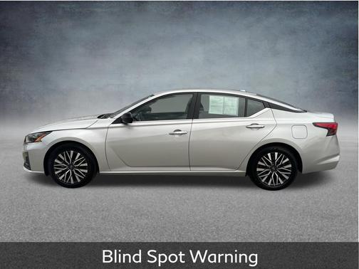 Brilliant Silver Metallic 2025 Nissan Altima 2.5 SV