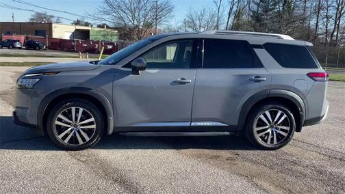 2023 Nissan Pathfinder Platinum 4WD