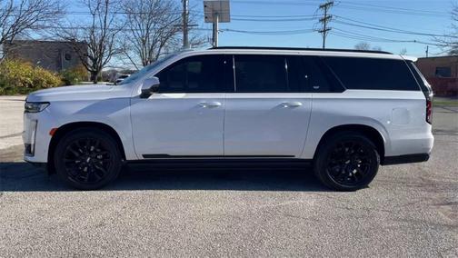 2024 Cadillac Escalade ESV Sport Platinum