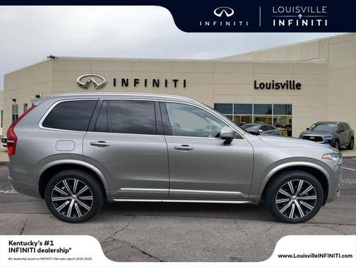 2022 Volvo XC90 T6 Inscription