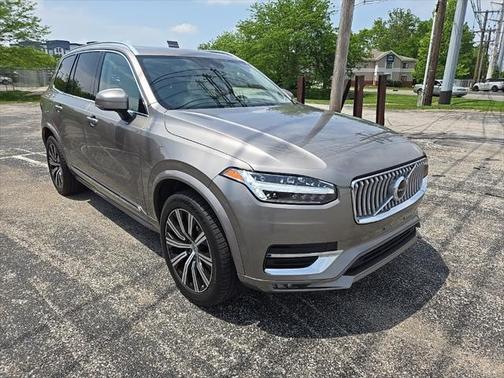 2022 Volvo XC90 T6 Inscription