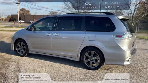 2018 Toyota Sienna SE