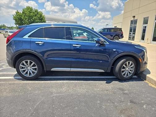 2020 Cadillac XT4 Premium Luxury