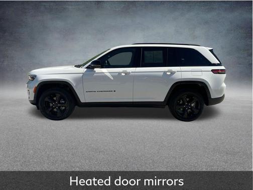 Bright White Clearcoat 2024 Jeep Grand Cherokee Limited