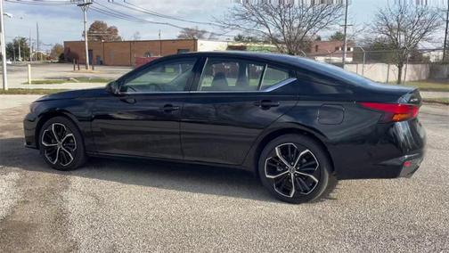 2025 Nissan Altima SR AWD