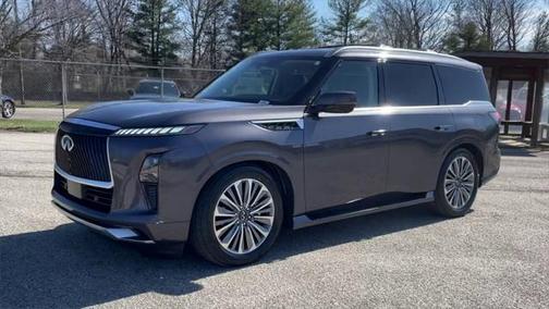 2025 INFINITI QX80 Luxe