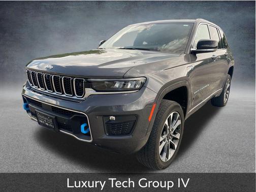Baltic Gray Metallic Clearcoat 2022 Jeep Grand Cherokee 4xe Overland