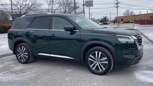 2022 Nissan Pathfinder Platinum 4WD