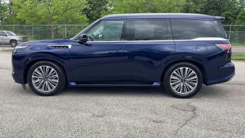 2025 INFINITI QX80 Luxe