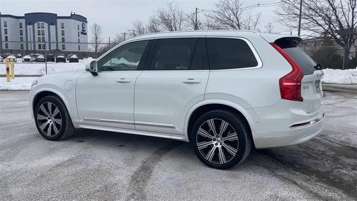 2024 Volvo XC90 Recharge Plug-In Hybrid T8 Ultimate 6-Seater