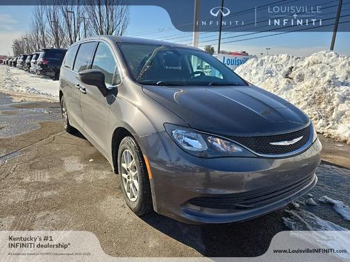2017 Chrysler Pacifica Touring