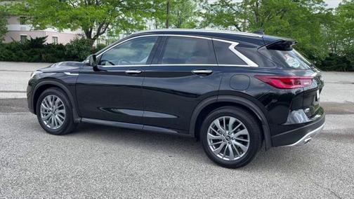 2024 INFINITI QX50 LUXE AWD