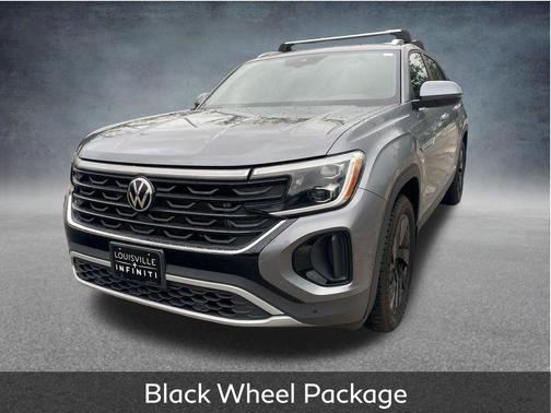 Platinum Gray Metallic 2024 Volkswagen Atlas Cross Sport 2.0T SE w/Technology 4MOTION