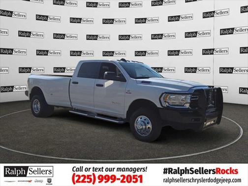 2022 RAM 3500 Big Horn Crew Cab 4x4 8 Box