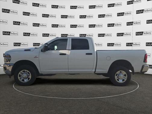 2025 RAM 2500 Tradesman Crew Cab 4x4 64' Box