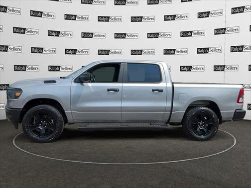 2023 RAM 1500 Tradesman Crew Cab 4x4 57' Box