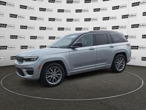 2025 Jeep Grand Cherokee Summit 4x4