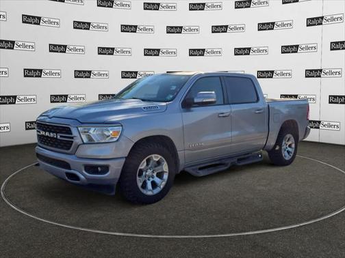 2022 RAM 1500 Big Horn Crew Cab 4x4 57' Box