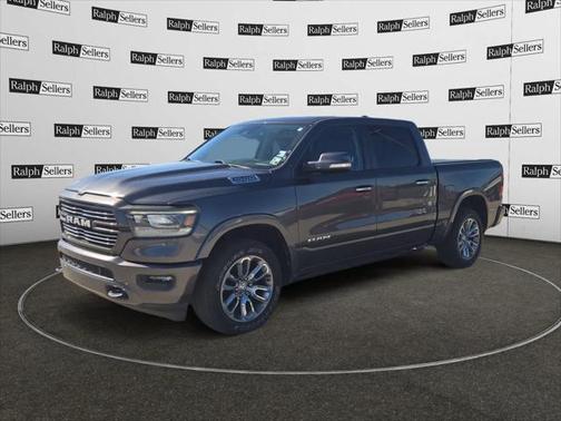 2022 RAM 1500 Laramie Crew Cab 4x2 57' Box