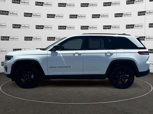 2024 Jeep Grand Cherokee Limited 4x2