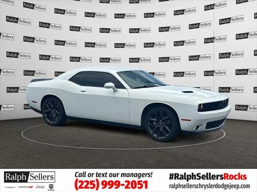 2022 Dodge Challenger SXT