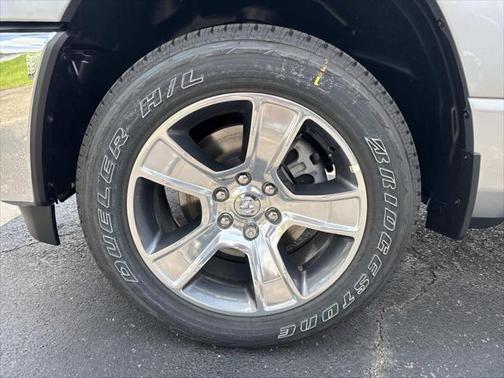 2025 RAM 1500 Tradesman Crew Cab 4x4 57' Box