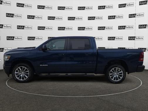 2023 RAM 1500 Laramie Crew Cab 4x4 57' Box