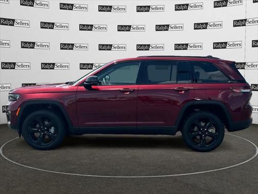 2025 Jeep Grand Cherokee Limited 4x2