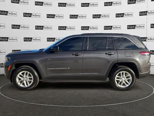 2025 Jeep Grand Cherokee Laredo X 4x2