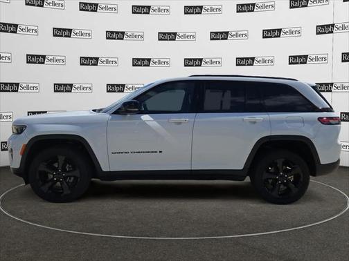 2024 Jeep Grand Cherokee Altitude X 4x2