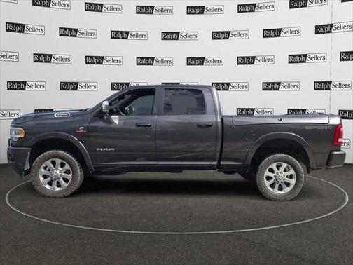 2022 RAM 2500 Laramie Crew Cab 4x4 64' Box