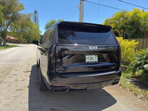 2023 Cadillac Escalade Sport Platinum