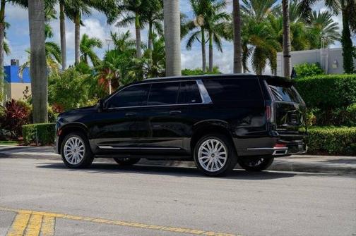 2022 Cadillac Escalade ESV Luxury