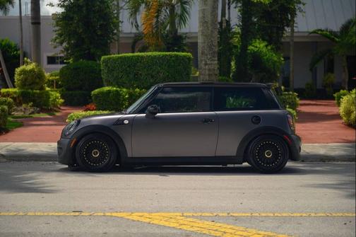 2007 MINI Cooper S Base