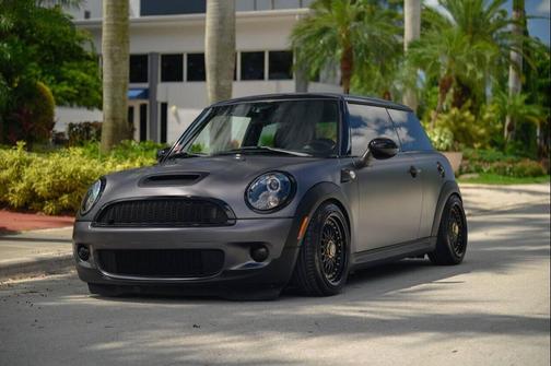 2007 MINI Cooper S Base