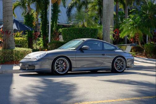 Seal Gray Metallic 2004 Porsche 911 GT3