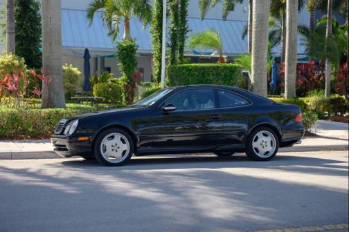 2001 Mercedes-Benz CLK-Class CLK 55 AMG 2dr Coupe