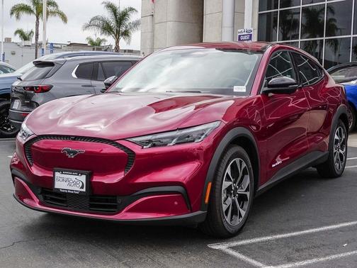 2025 Ford Mustang Mach-E Select