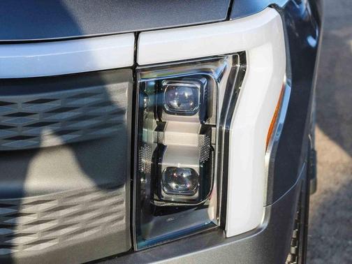 2025 Ford F-150 Lightning XLT