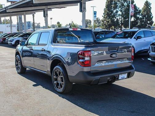 Gray Metallic 2025 Ford Maverick XLT