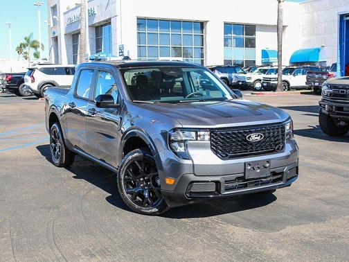 Gray Metallic 2025 Ford Maverick XLT Truck