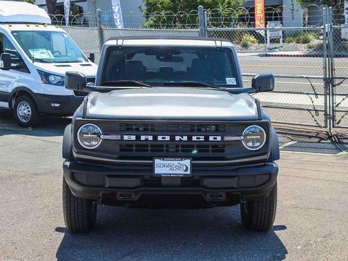 Gray Metallic 2025 Ford Bronco Big Bend