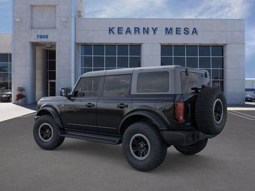 Shadow Black 2026 Ford Bronco Outer Banks