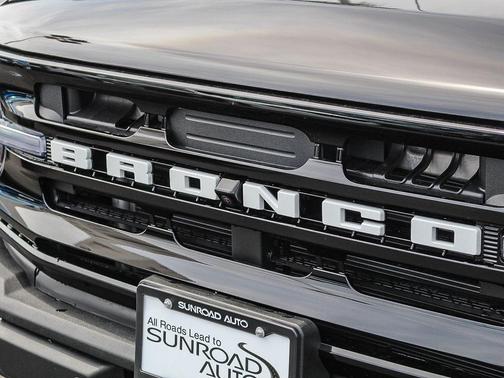 Shadow Black 2026 Ford Bronco Outer Banks
