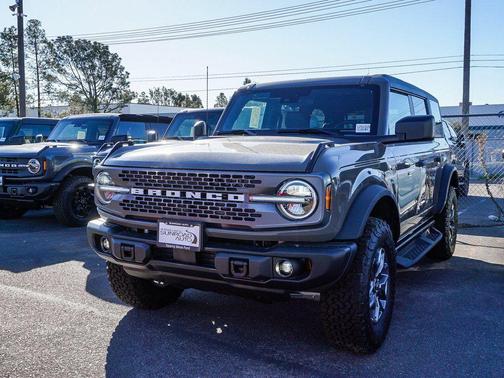 Gray 2025 Ford Bronco Badlands