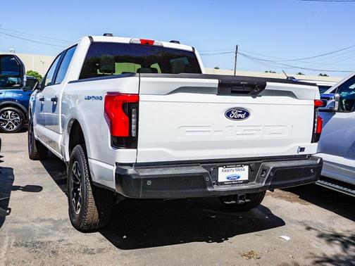 2024 Ford F-150 Lightning Pro