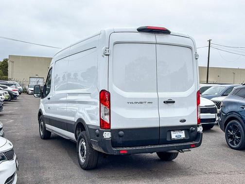 2025 Ford Transit-350 148 WB Medium Roof Cargo