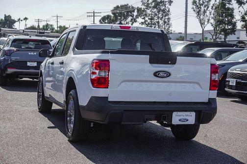 Oxford White 2026 Ford Maverick XLT