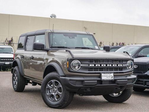 Gray 2026 Ford Bronco Big Bend